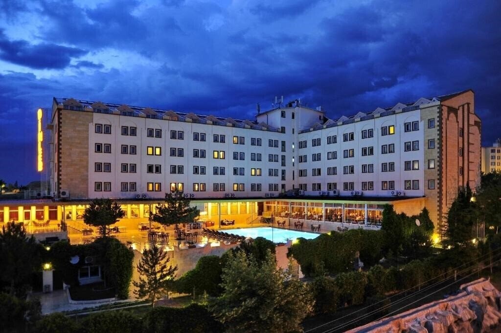 Отель Dinler Hotel Urgup 4*