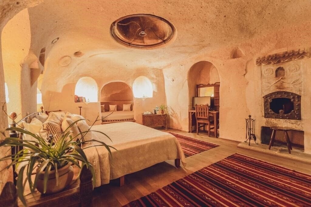 Отель Kale Konak Cappadocia (ex. Kale Konak, Kale Konak Cave Hotel ) 3*