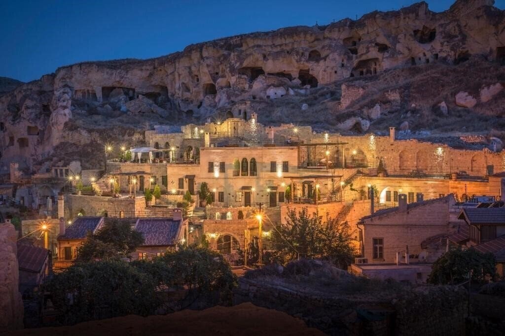 Отель Dere Suites Cappadocia 4*