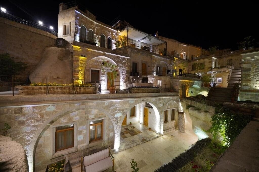 Фотография Design Cave Hotel 3*