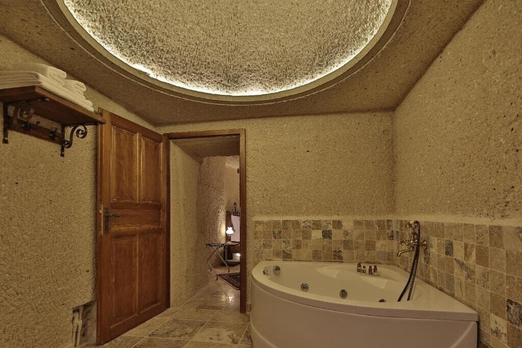 Aren Cave 4* суреті