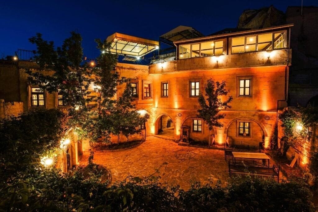 Отель Alaca Cave Cappadocia (ex. Alaca Cave Cappadocia Boutique, Caravanserai Cave Hotel) 3*