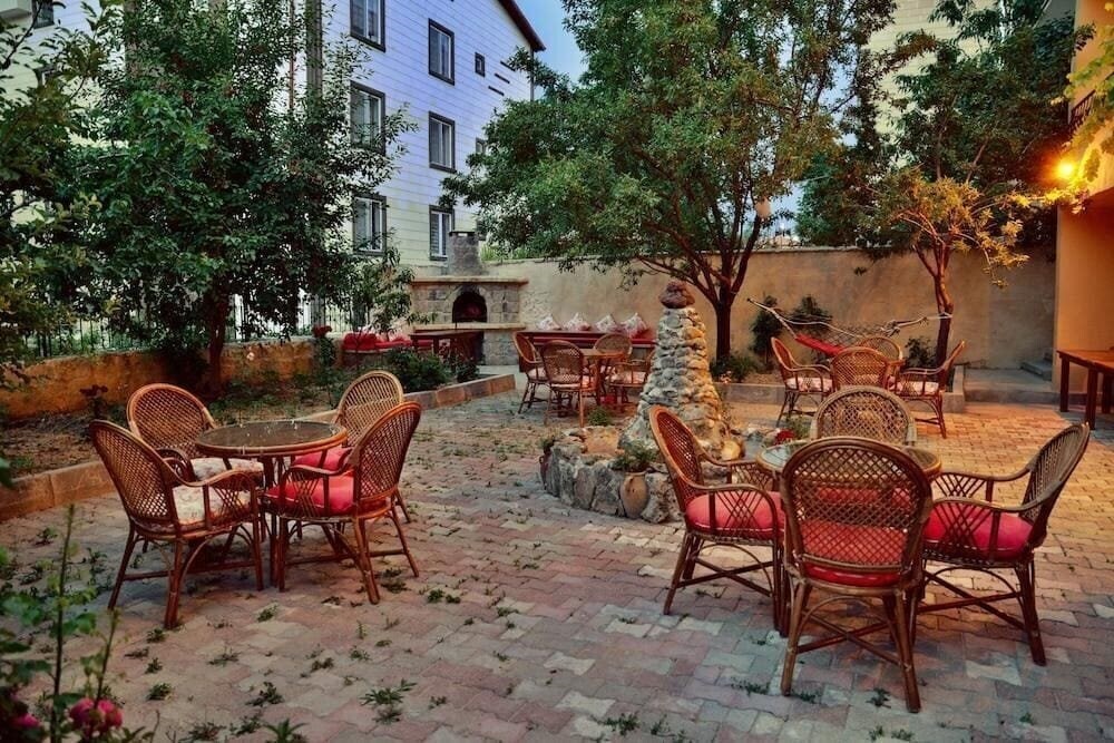 Изображение Dedeli Delux Hotel (ex. Dedeli Guesthouse) 3*