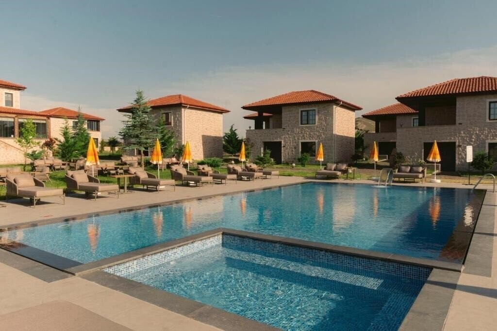 Elevres Stone House Hotel 4* қонақ үйі