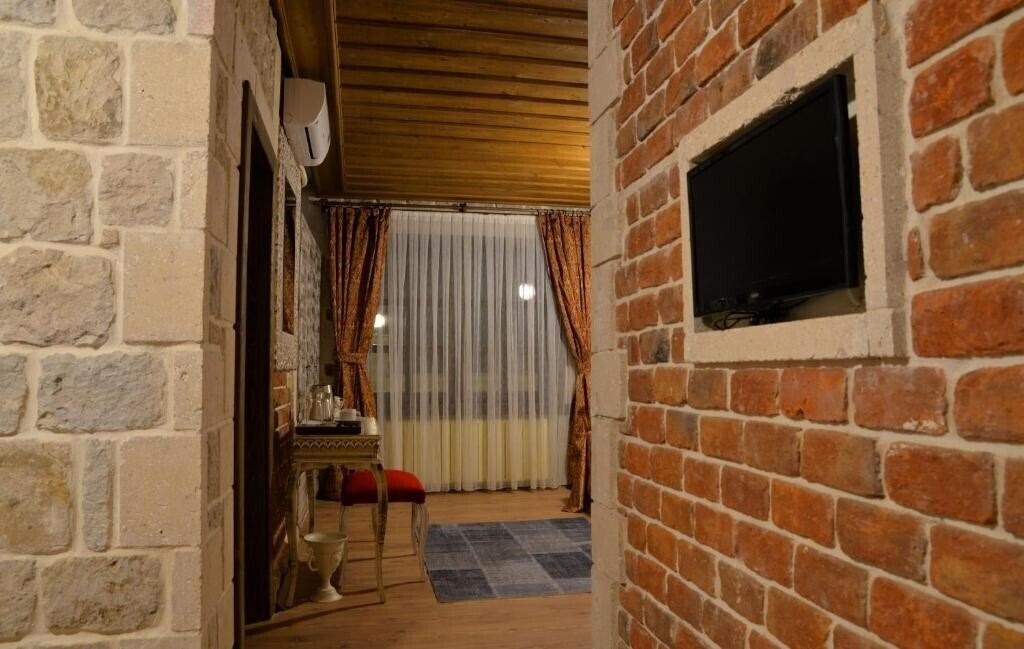 Elevres Stone House Hotel 4* суреті