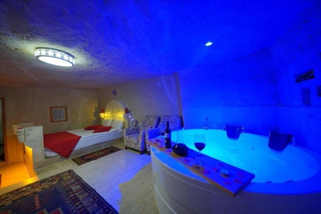 Отель Fosil Cave Hotel 4*