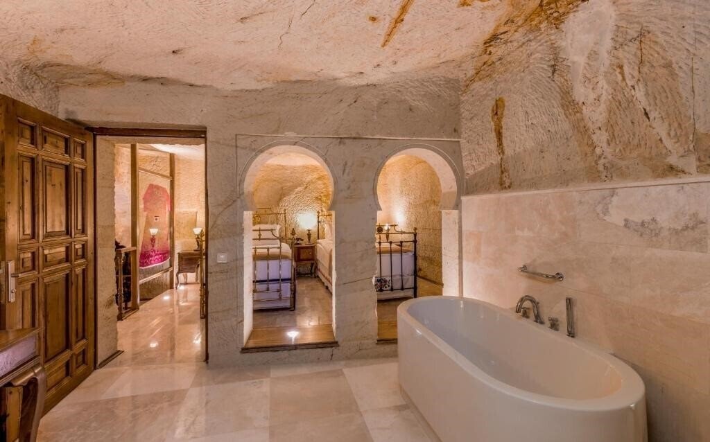 Фото Hanedan Cappadocia Suites 3*