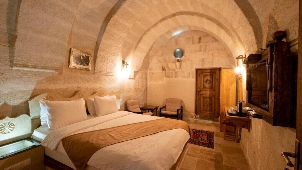 Фотография In Stone House 3*