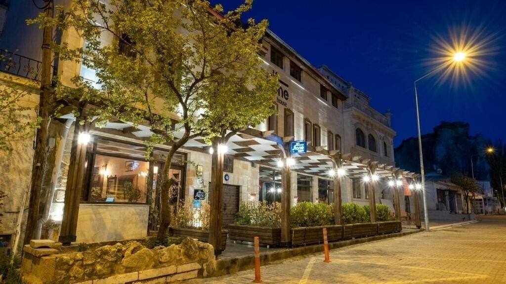 Фото In Stone House 3*
