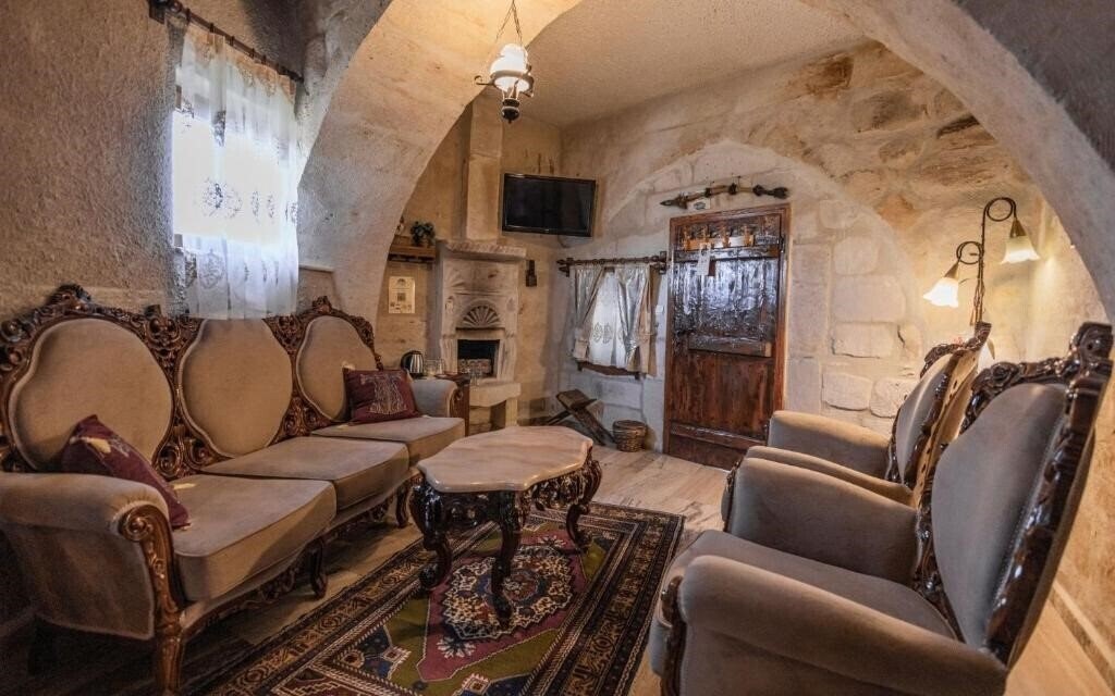Maccan Cave Hotel 4* суреті