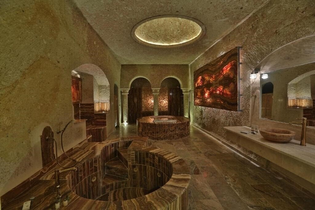 Изображение Oread Cave Suites 4*