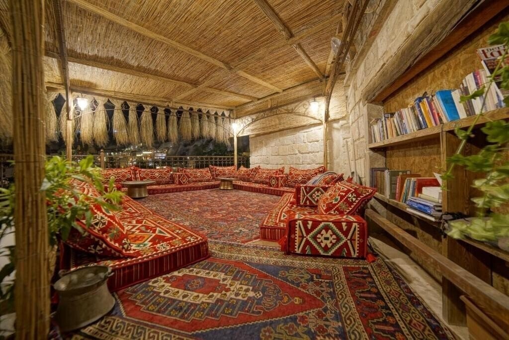 Panoramic Cave Pension 3* суреті