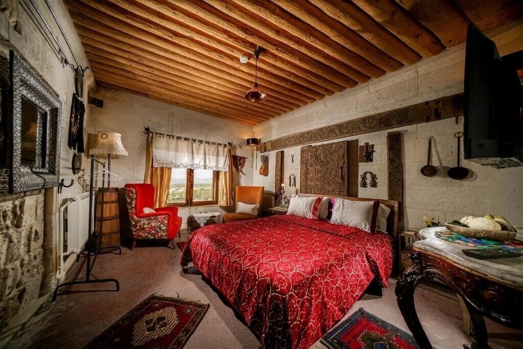 Pigeon Hotel 3* суреті