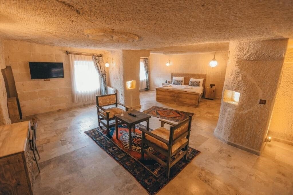 Изображение Turbel Cave Hotel (ex. International Guest House) 3*