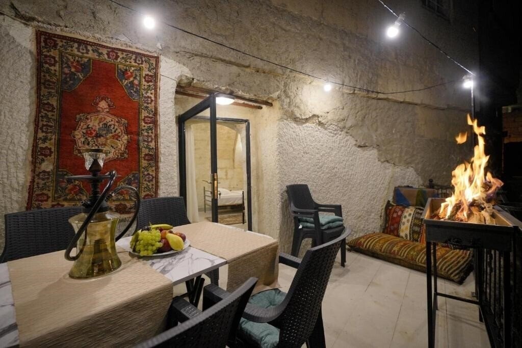 Отель View Cave Hotel 3*