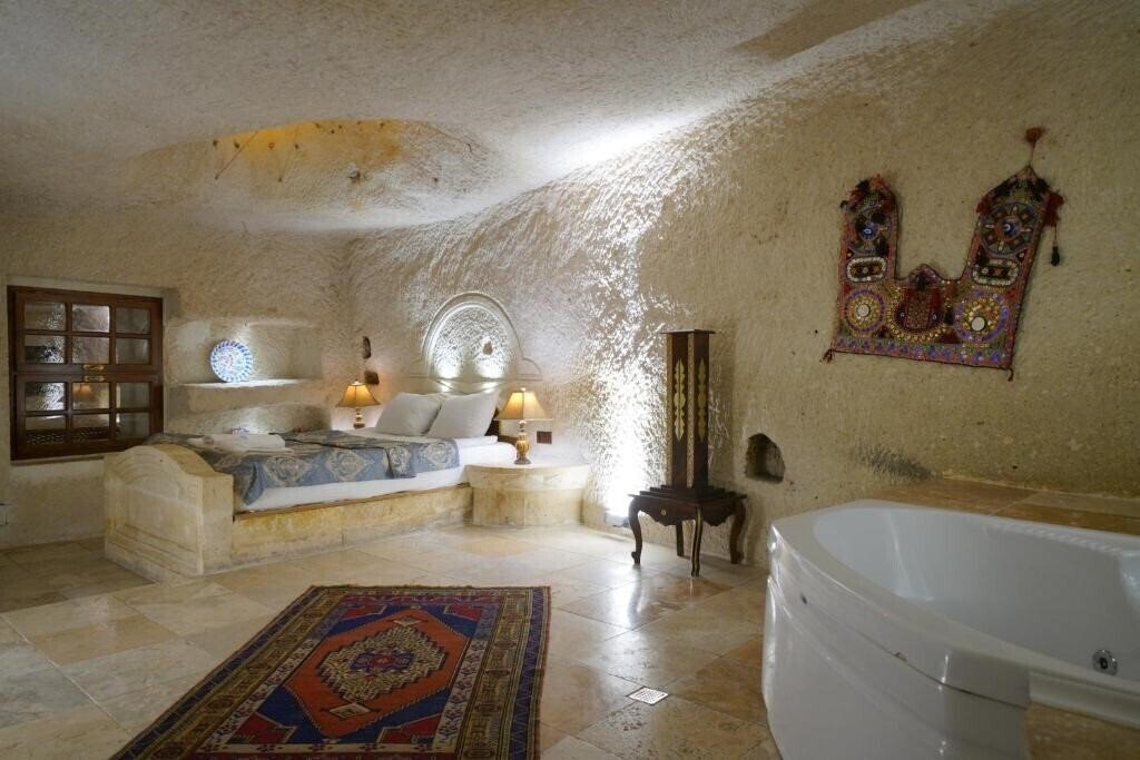 Asteria Cave Hotel (ex. Lalezar Cave Hotel) 3* қонақ үйі