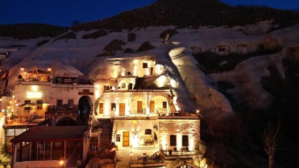 Asteria Cave Hotel (ex. Lalezar Cave Hotel) 3* суреті