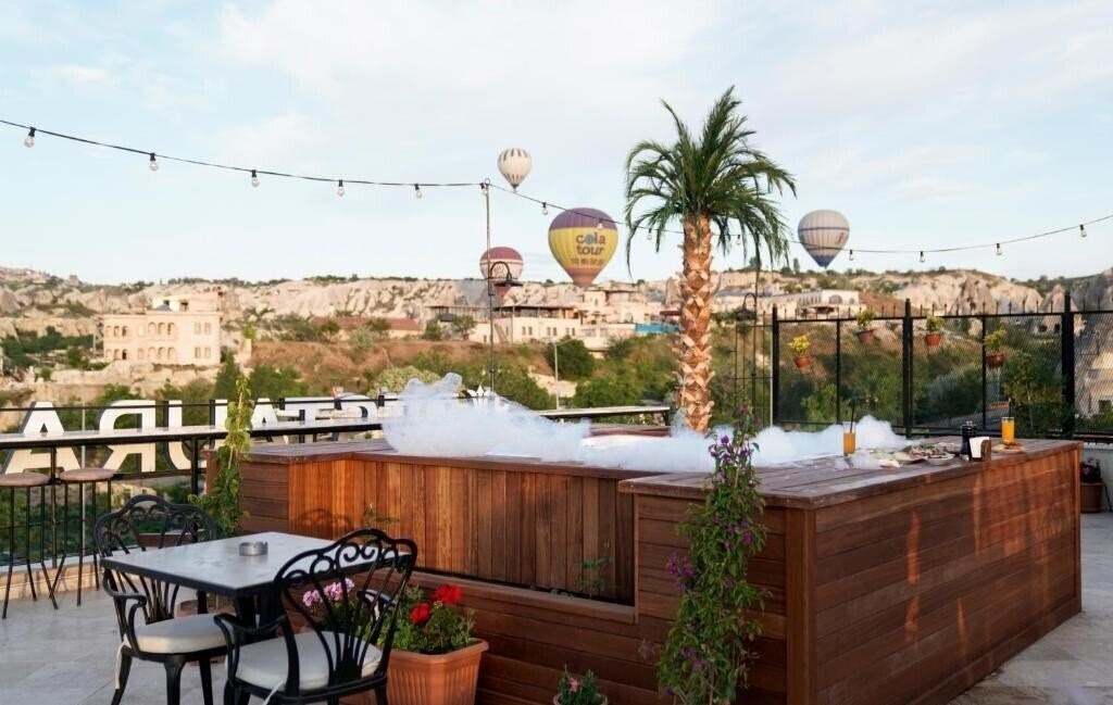 Cratus Stone Palace Hotel 4* фотосуреті