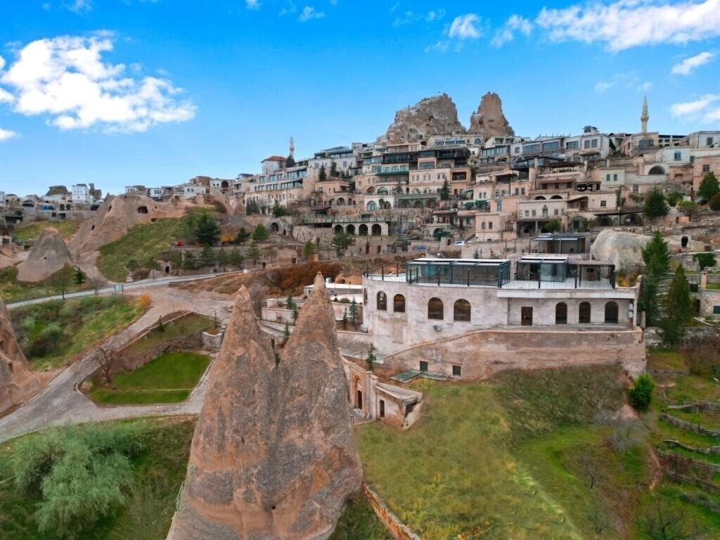 Отель CCR Cappadocia Cave Resort & SPA 5*