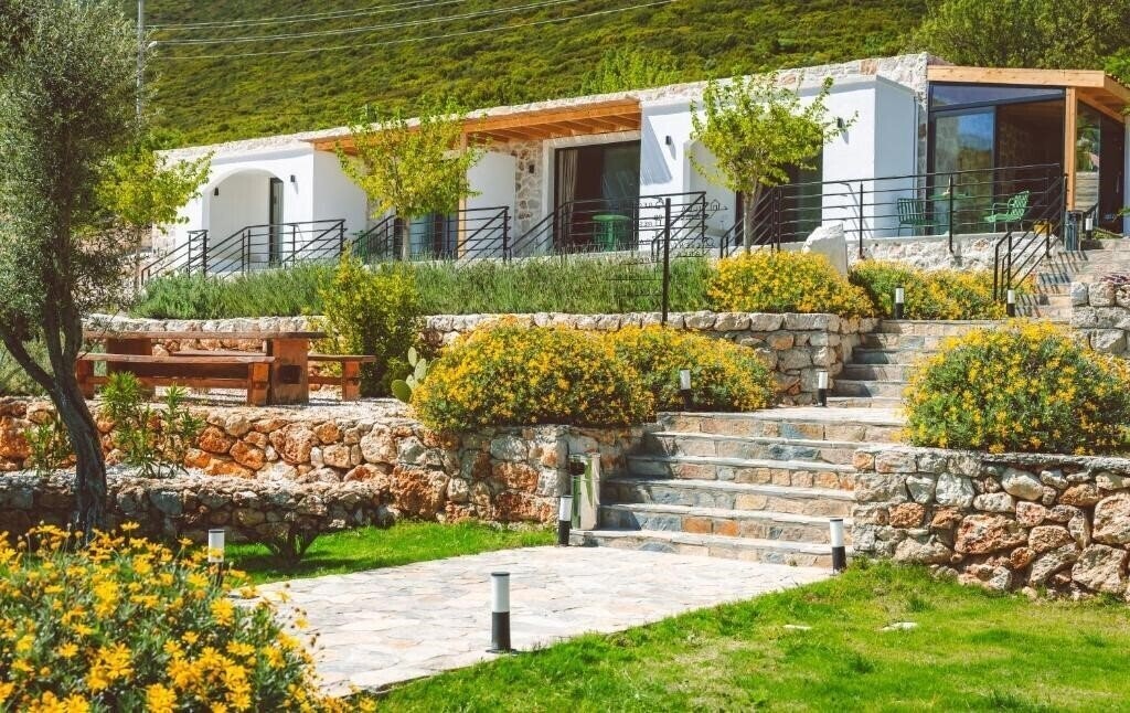 Фото Kairos Hotel 3*