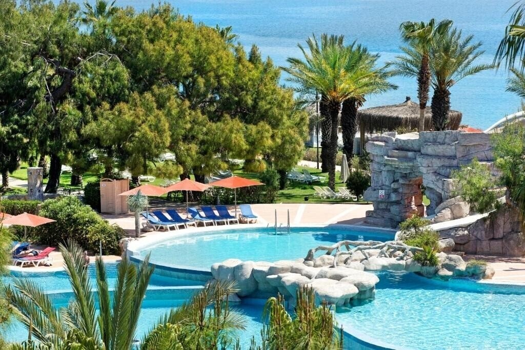 Marti Myra 5* суреті