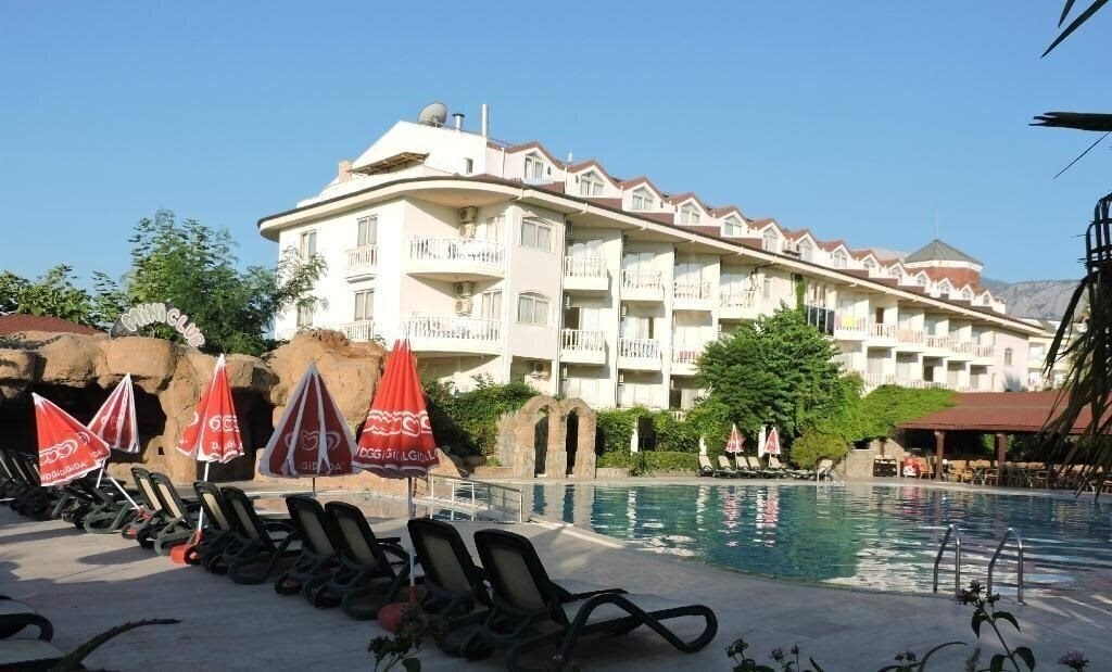 Sunland Beach Hotel 3* қонақ үйі