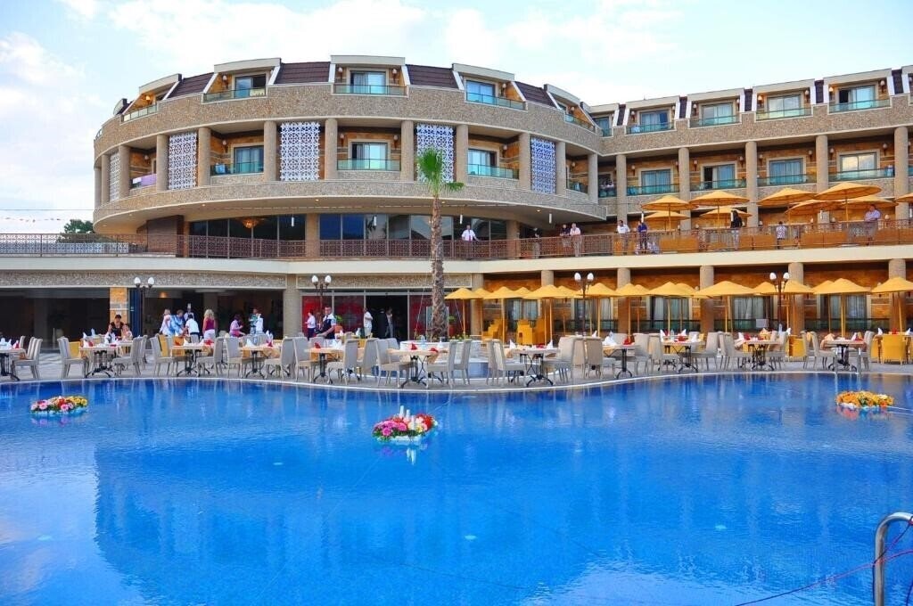 Отель Elamir Resort Hotel 4*