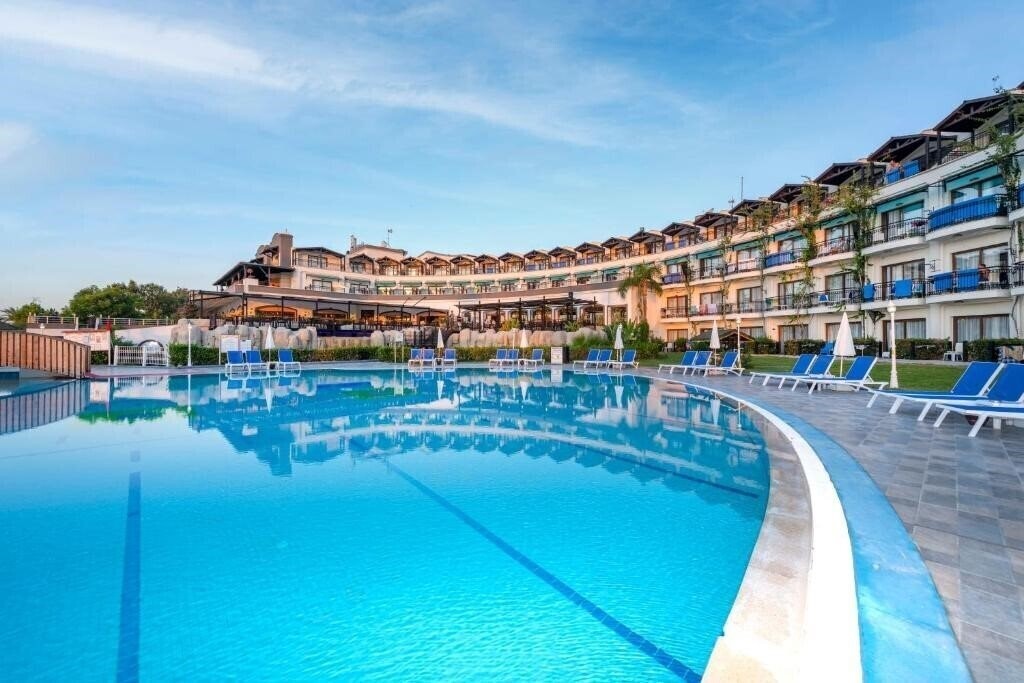 Отель Armas Labada Beach Hotel 5*