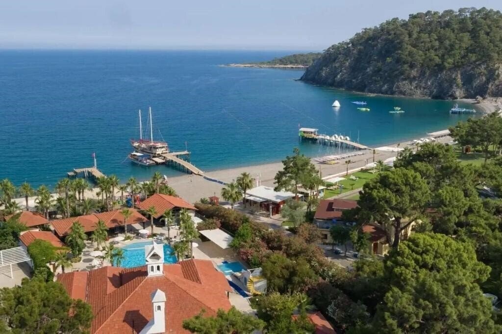 Отель Fun Sun Smart Akman Park 4*