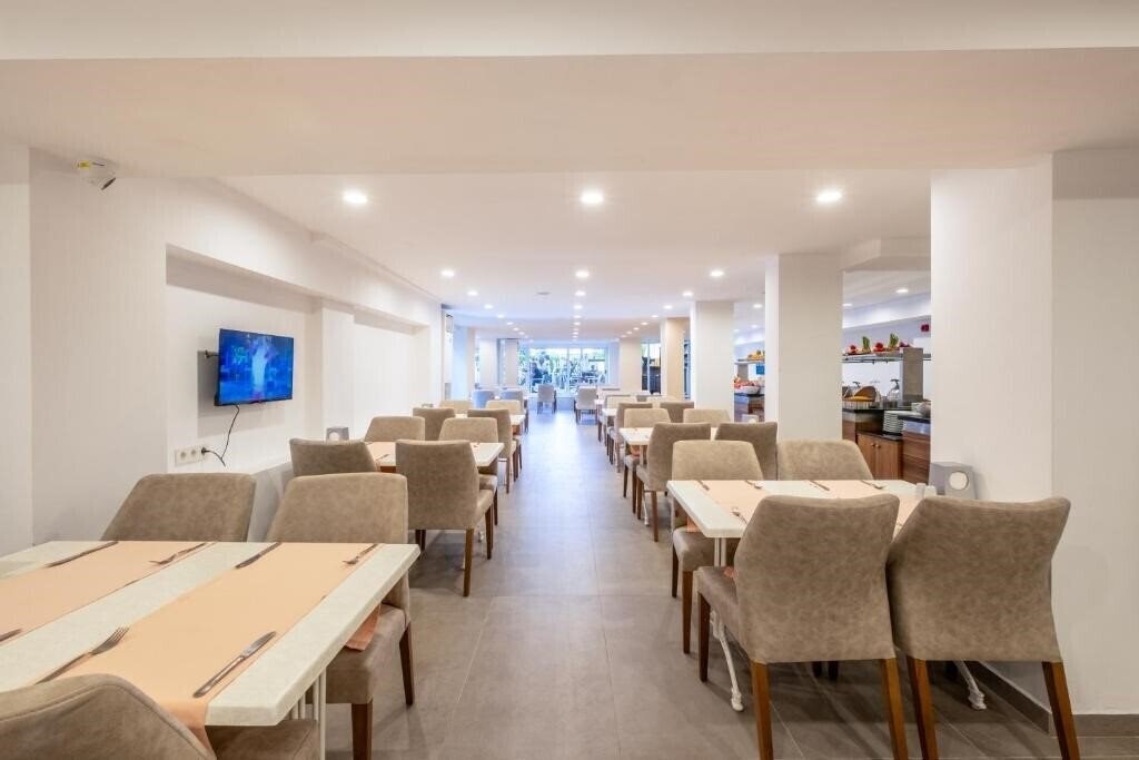 Viking Beach Hotel (ex. Bonn Beach Hotel) 3* суреті