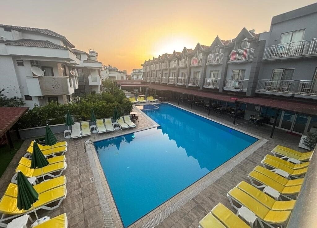 Отель Grand Nar Hotel 4*