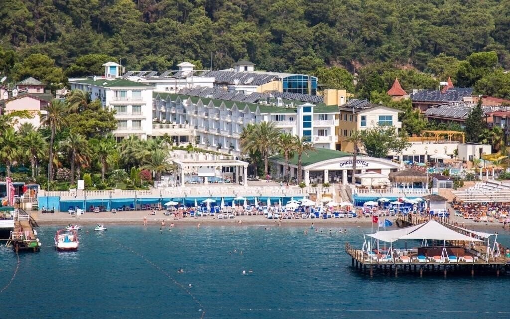 Отель Onkel Hotels Beldibi Resort 4*