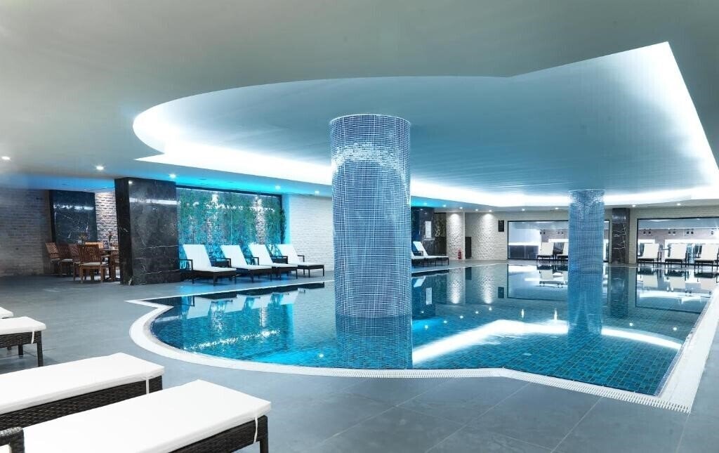 Imperial Turkiz Resort Hotel (ex. Palmet Turkiz, Fun & Sun Active Imperial Turkiz, Sensimar Turkiz, Turkiz Deluxe, Queen's Park) 5* суреті