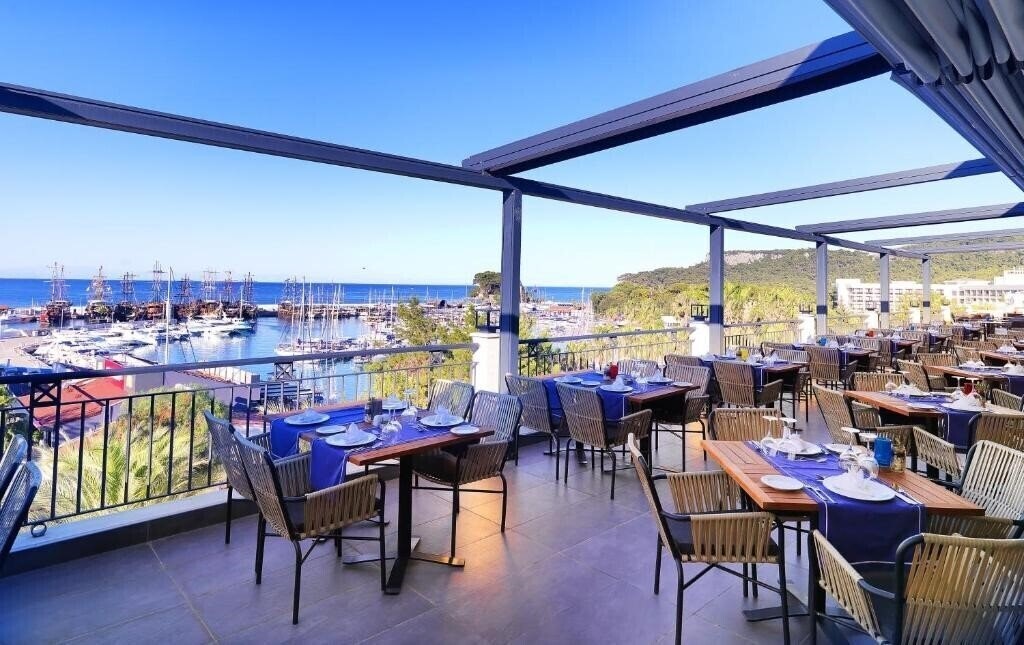 Фотография Imperial Turkiz Resort Hotel 5*
