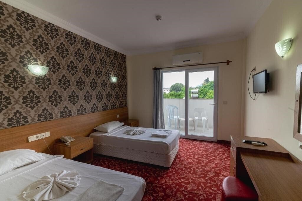 Фото Grand Hotel Derin 4*