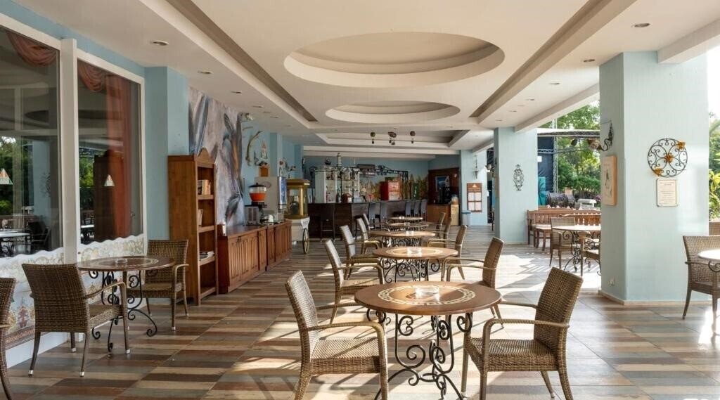 Фотография Pine House 4*