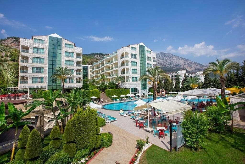 Grand Ring 5* суреті