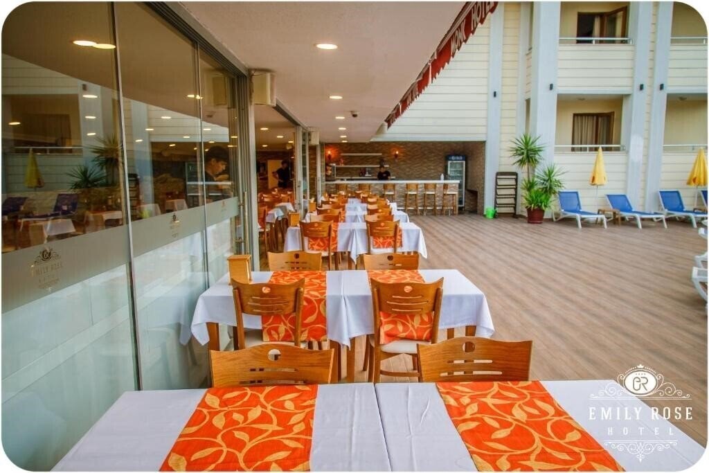 Фотография Emily Rose Hotel 4*