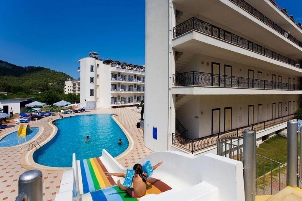 Ares Blue 4* фотосуреті