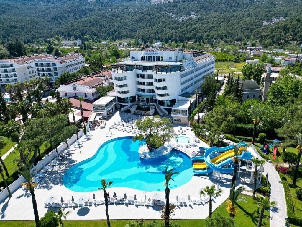 Отель Catamaran Quality Times (ex. Catamaran Resort Hotel) 5*