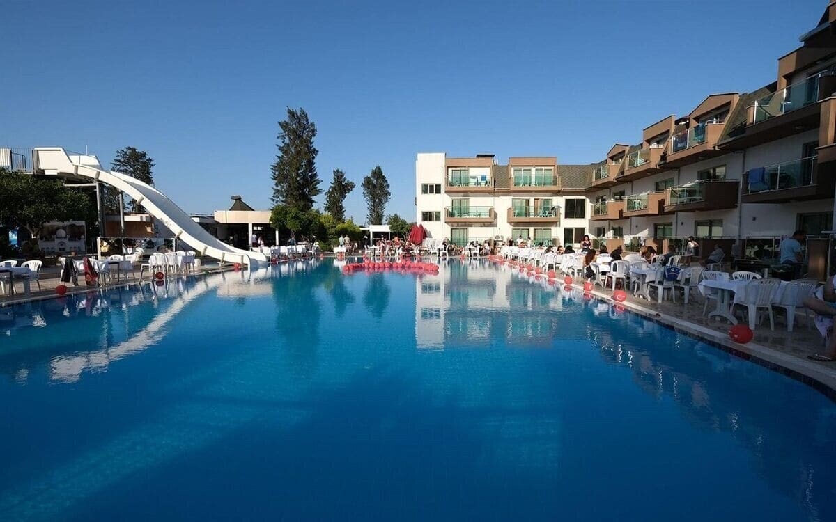 The Nix Hotel Kemer (ex. Omorfi Garden Resort Hotel, Beralisa Family Garden Resort Hotel, Monna Roza Garden Resort) 4* қонақ үйі