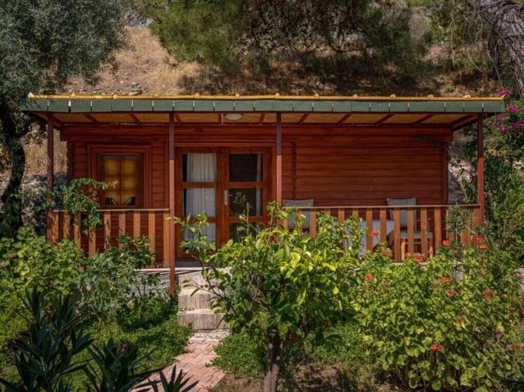 Felicity Hotel & Bungalows 3* қонақ үйі