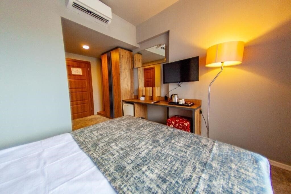 Dedeman Kemer Resort (ex. Club Jovia Kemer, Armir Resort, Kemer Millenium Resort, Kemer Reach Hotel) 5* суреті