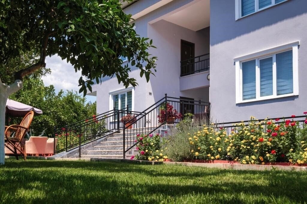 Отель Kagan Holiday Apartments 4*