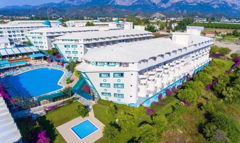 Изображение Miarosa Kemer Beach (ex. Daima Resort Hotel) 5*