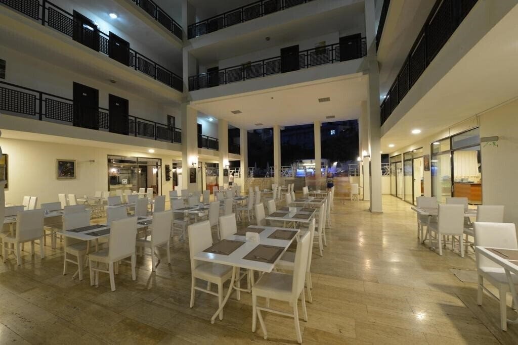 Картинка Kaftans City Hotel by RRH&R 3*