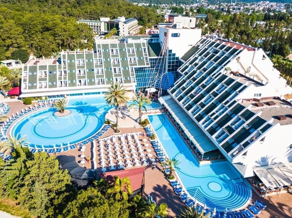 Отель Queen's Park Goynuk 5*