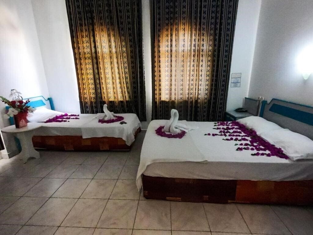 Marin Hotel 3* суреті