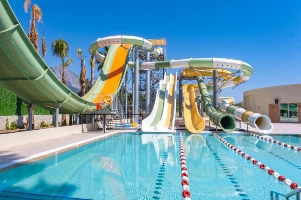 Фото Greenwood Resort 4*