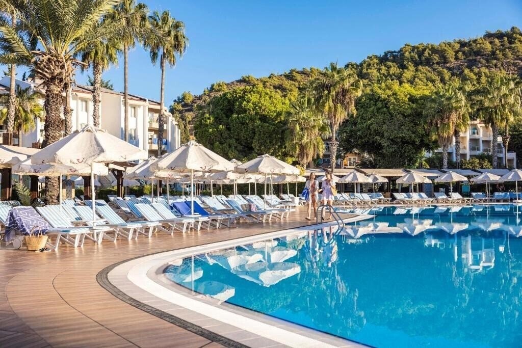 Tui Blue Pascha Bay 3* фотосуреті